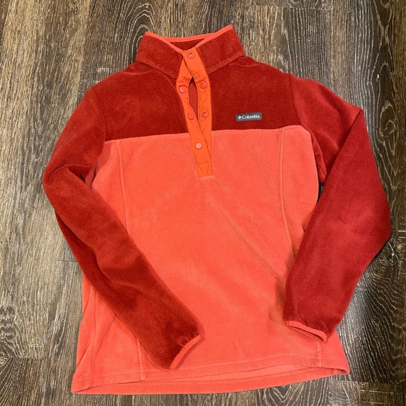 Columbia Pullover Without Pockets Two-Toned Red and Pink-ish Size Medium - Picture 1 of 4